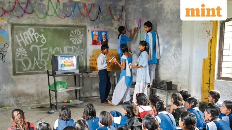 32,000 primary school teachers to get jobs back as Calcutta HC overturns own decision in 2016 TET recruitment row | Today’s news
