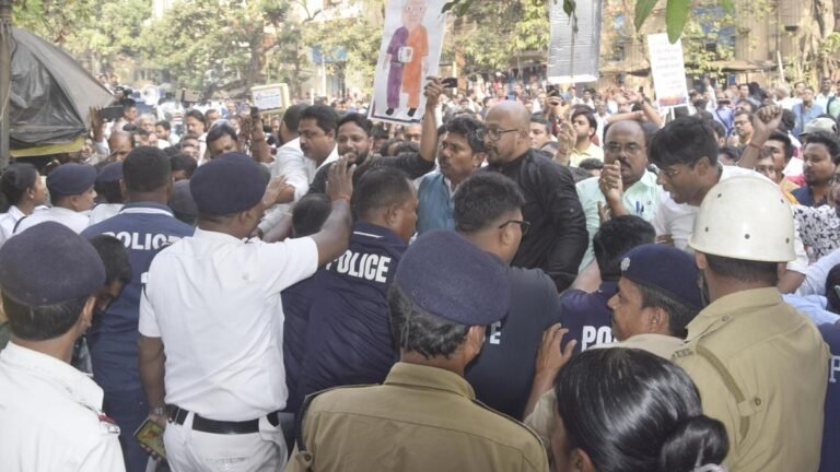BLOs protest in Kolkata against new workload, clash with police