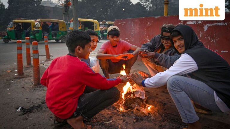 Weather Today: Dense fog envelops Delhi, Punjab, Haryana, UP, Madhya Pradesh; IMD warns of cold day conditions | Today’s news
