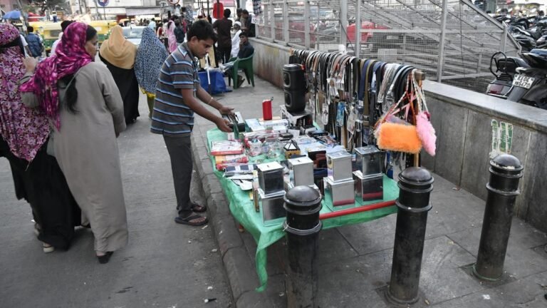 Street Vendors Union Alleges Continued Harassment, Seeks Implementation of Street Vendors Act in Karnataka