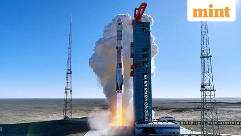 China’s private rocket explodes on landing amid competition with SpaceX — watch video | Today’s news