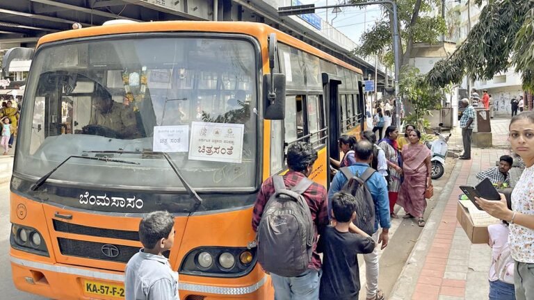 BMTC will run special Metro-feder bus services for Chitra Santheth in January