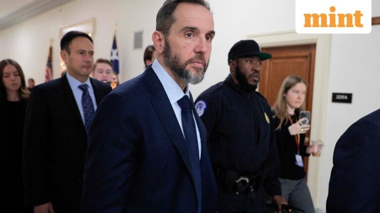 Is Trump in a criminal conspiracy to overturn the 2020 results? Jack Smith says his team has developed “proof beyond a reasonable doubt” | Today’s news