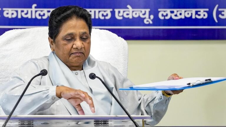 Mayawati calls for a smooth winter session of Parliament to address key public issues