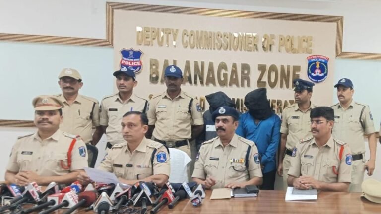 Duo arrested in connection with theft of ₹4000 in industrial office