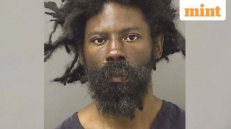 Christmas shopping turns deadly as woman is stabbed at Barnes & Noble in Florida | Today’s news