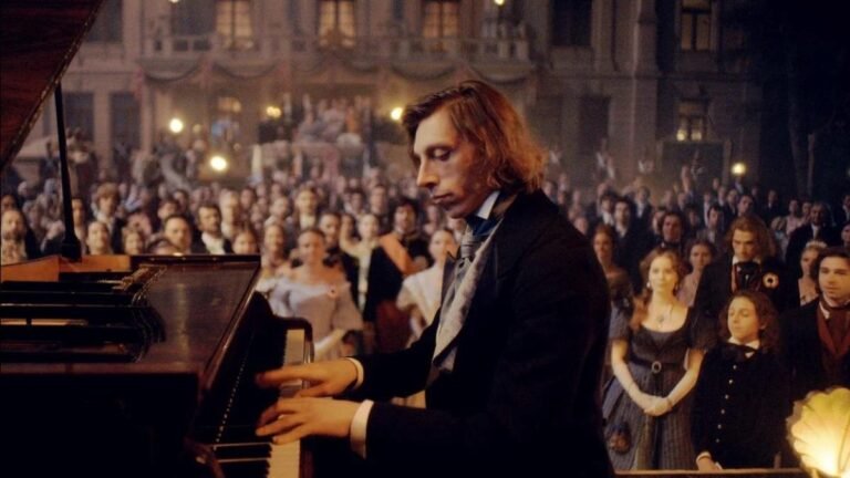 IFFK 2025: Ebb and flow of radiant life