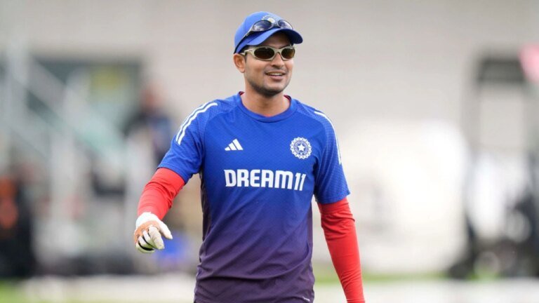 IND vs SA: Shubman Gill cleared to play T20I series, gets fitness certificate from COE