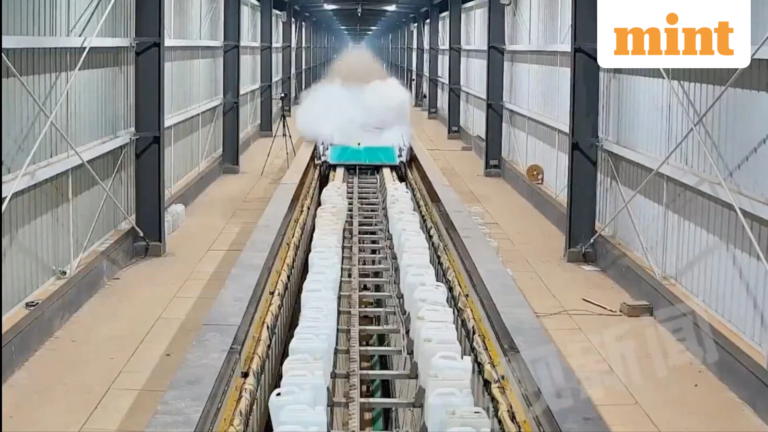 Blink and you’ll miss it! China’s maglev train set a new record, accelerating to 700 km/h in 2 seconds | Video | Today’s news
