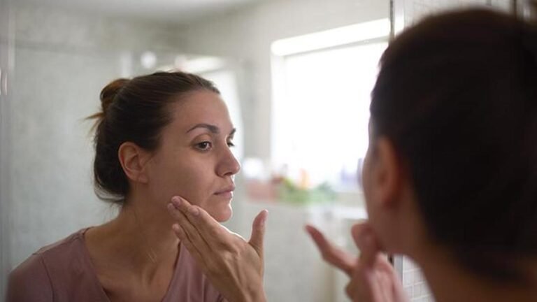 Early diagnosis, education key to tackling growing skin diseases: minister for medical education