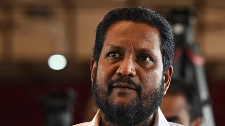 Forward Block calls on the government. to avoid the return of Netaji’s ashes