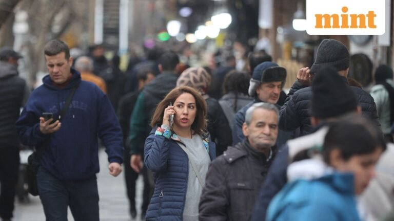 Trump pressure halts 800 Iranian executions, White House says; supplies Gulf states to stop US military move | Today’s news