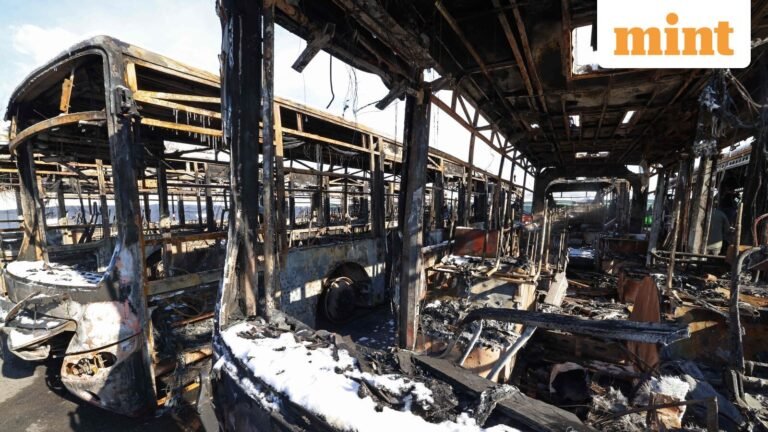 Iran issues ‘trigger finger’ warning as Trump says US ‘army’ heading to region – ‘If the Americans violate…’ | Today’s news