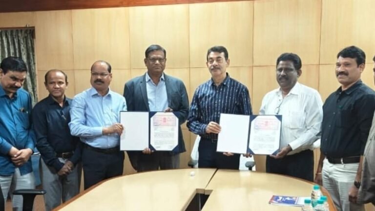 Kakatiya University signs MoU with Department of Heritage