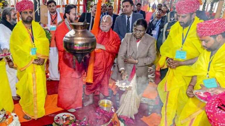 President Murmu visits ‘Mahayana’ in Jaipur