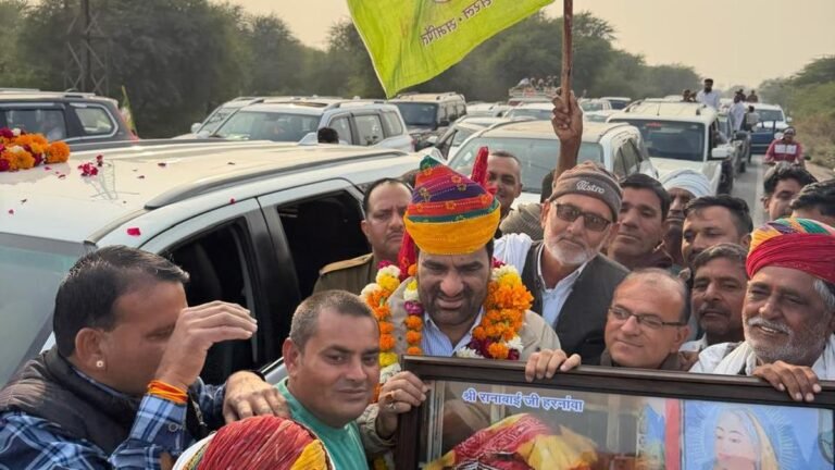 A farmers’ march led by Hanuman Beniwal to Jaipur was called off after high-tension drama