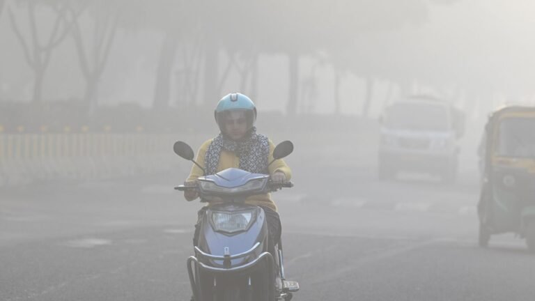 GRAP-III measurements are triggered in Delhi-NCR as the AQI forecast deteriorates | Today’s news