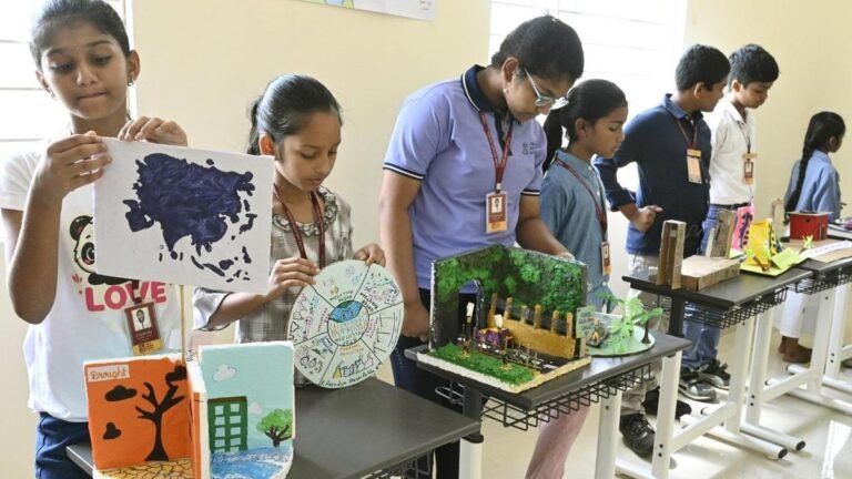 National Science Day exhibit draws attention to renewable energy, pollution