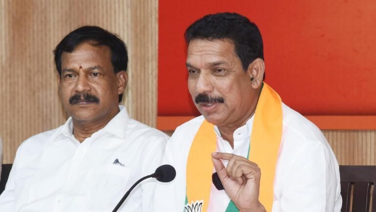 Kateel demands a state government. issue a white paper on budget allocations