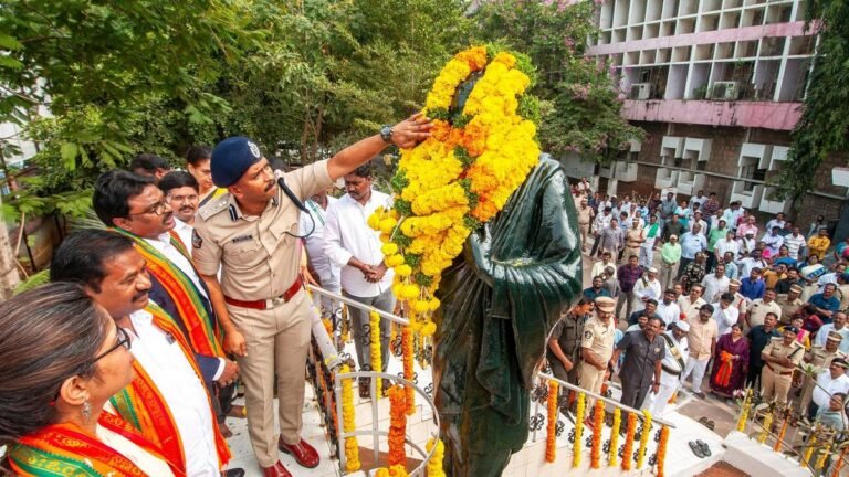 Veligonda, Paleru, Korisapadu projects to get priority in AP budget, says minister