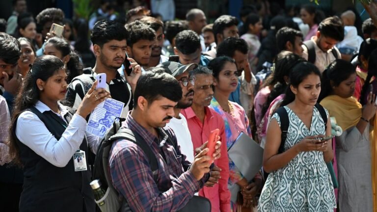 Hundreds of youth attend job fair in Shivamogga