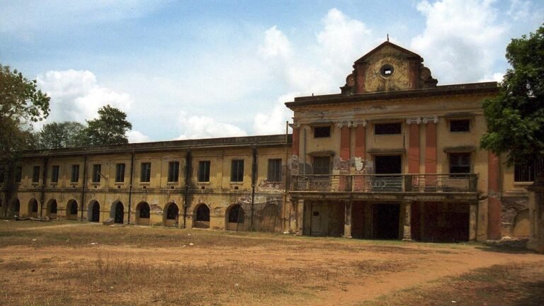 Why the Church of Scotland feared that Madras schools would go into debt