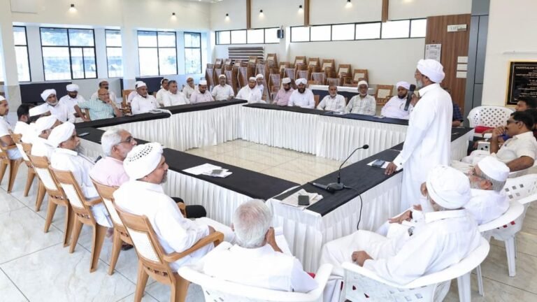 Muslim Jamaat calls on political parties to reorganize districts