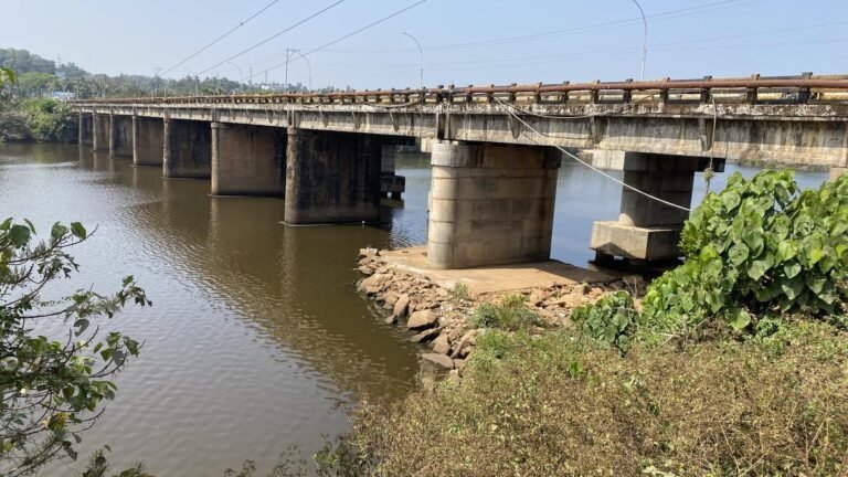 The old Maravoor Bridge will be dismantled to make way for the construction of the new one