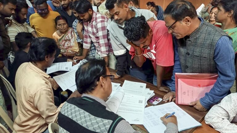 EC releases final voter list for Chhattisgarh; The names of SC-ST and minorities have been deliberately erased, the Congress claims