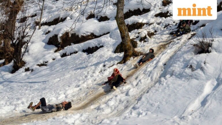 Weather Today: IMD predicts more snowfall in Jammu and Kashmir, Himachal; check delhi forecast here | Today’s news