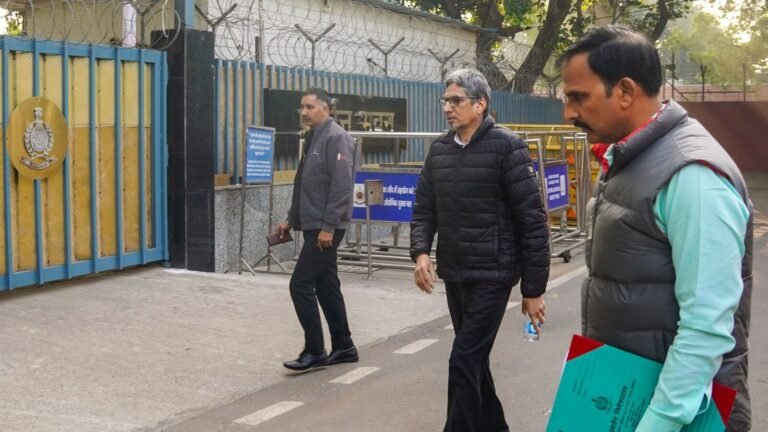 Delhi Police Arrests Al Falah University Chairman Jawad Ahmed Siddiqui In Alleged Fraud Case | Today’s news