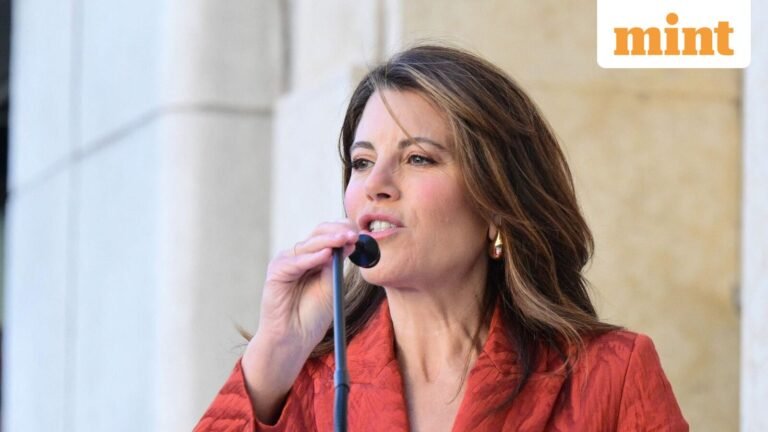 Former White House intern Monica Lewinsky reveals she still fears fallout from 1998 Bill Clinton scandal | Today’s news