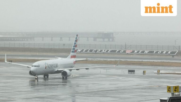 Bullet holes in the wing! An American Airlines flight from Medellin, Colombia to Miami was found to be “stinged” | Today’s news
