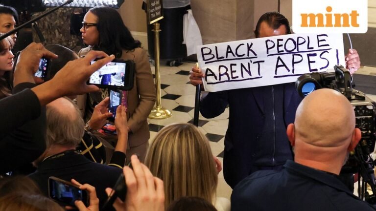 Al Green pulled out of Trump’s SOTU 2026 after holding a sign that read “Black people are not monkeys!” | VIDEO | Today’s news