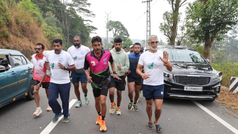 Milind Soman leads the Hill Highway Run in Idukki