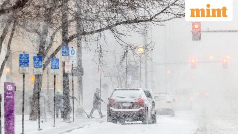 Winter storm warning: More than 3,000 flights canceled at New York airports; Mamdani asks New Yorkers to ‘stay indoors’ | Today’s news