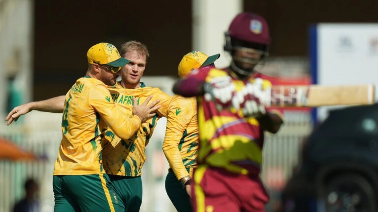 South Africa help India, hammer West Indies to keep semi-final race spicy