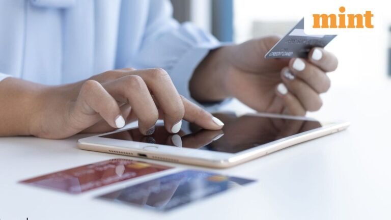 Woman Claims ₹42,000 Credit Card Fraud, Bank Denies Liability, Flash Report | Today’s news