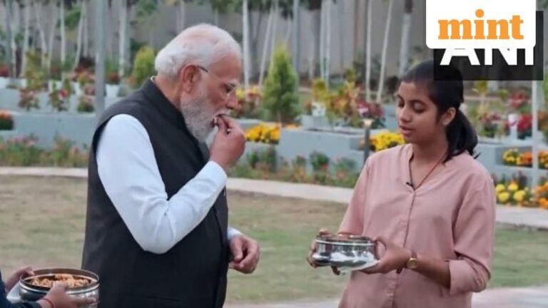 PM Modi relishes local Chhattisgarh snacks thethri and khurmi during 9th ‘Pariksha pe Charcha’ | Follow | Today’s news