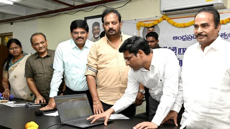 Settipalle plots allotted under e-dip