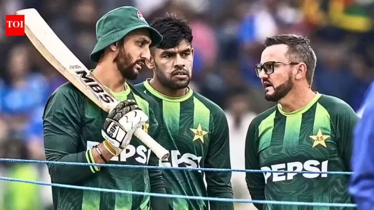 Mike Hesson under fire as Pakistan players unhappy after T20 World Cup fiasco | Cricket News – The Tech Word News