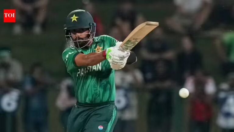 Mike Hesson Pakistan coach breaks silence on Babar Azam’s dismissal after World Cup disaster | Cricket News – The Tech Word News