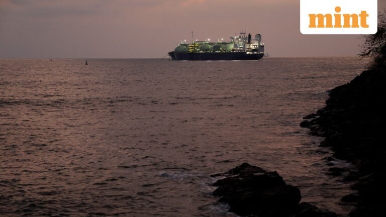 Saudi crude ship docks in Mumbai for the first time since the outbreak of the US-Iranian war | Today’s news