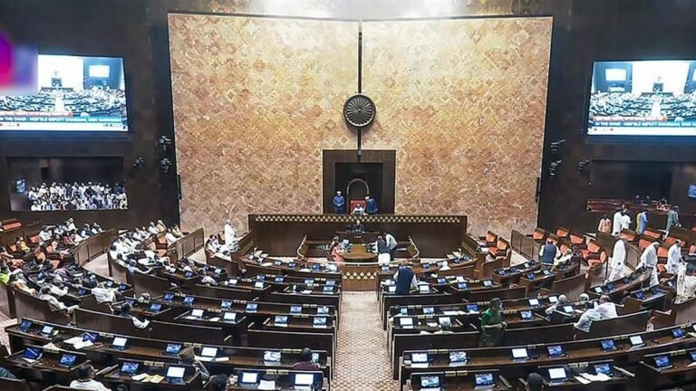 Opposition representatives claim that the government has failed to solve problems in the countryside