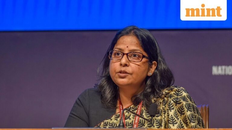 No LPG shortage, no drying up at dealers, oil ministry says, as panic buying pushes bookings to 75.7 million | Today’s news