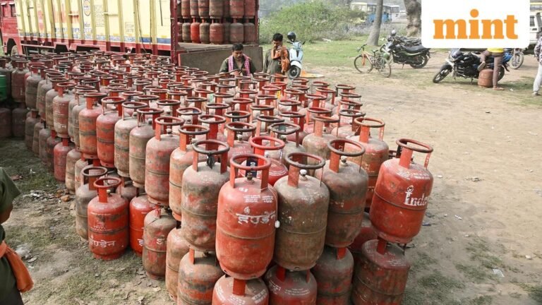 LPG cylinder price today: See how much domestic and commercial gas costs in Delhi, Mumbai, Kolkata March 14 | Today’s news