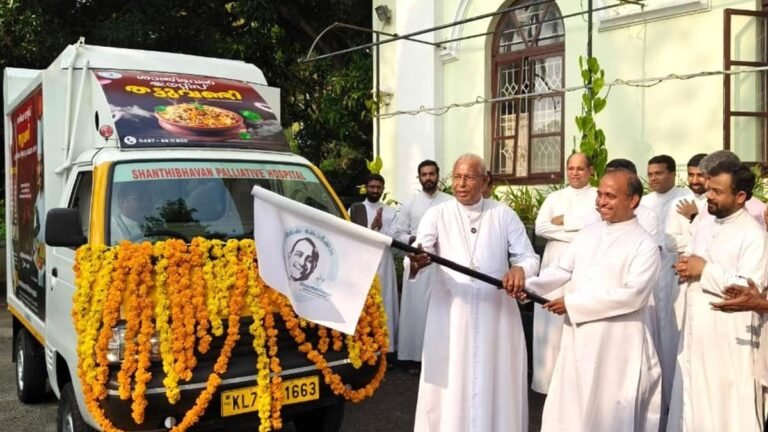 A biogas food truck hits the streets of Thrissur amid LPG shortage