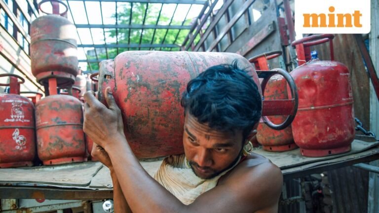 LPG crisis: Supply cycle for domestic households remains 2.5 days, says oil ministry | Today’s news