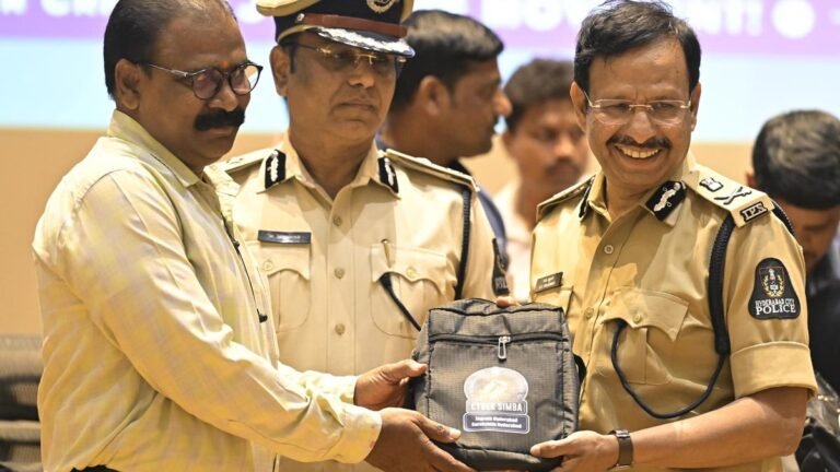 Sajjanar calls for public participation to curb cybercrime