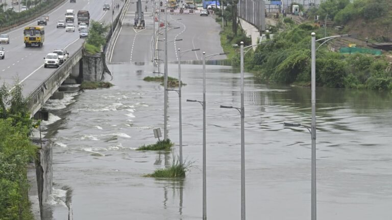 A check dam on the Musi to retain water for the Gandhi Sarovar